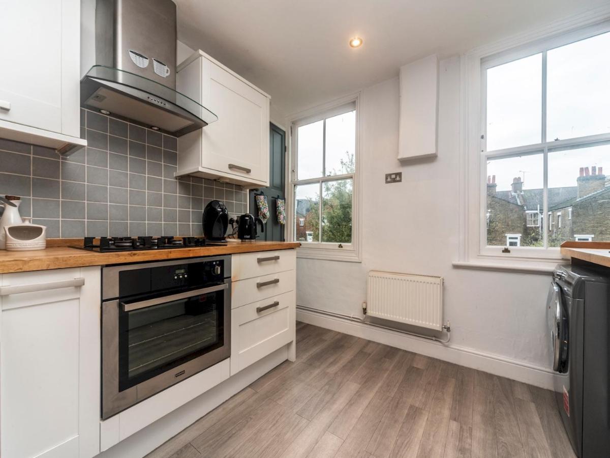 Casa vacanze Stylish Victorian Home- 1 Bedroom 15 Mins